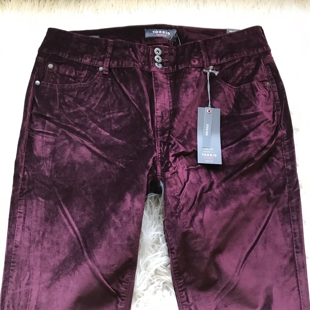 🆕TORRID‎ JEGGING - STRETCH VELVET BURGUNDY PURPLE - Picture 10 of 16